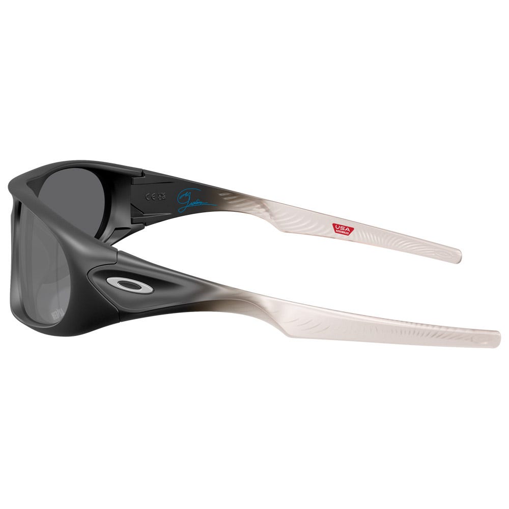 Neoforma Gabriel Medina Signature Series Matte Black Prizm Black